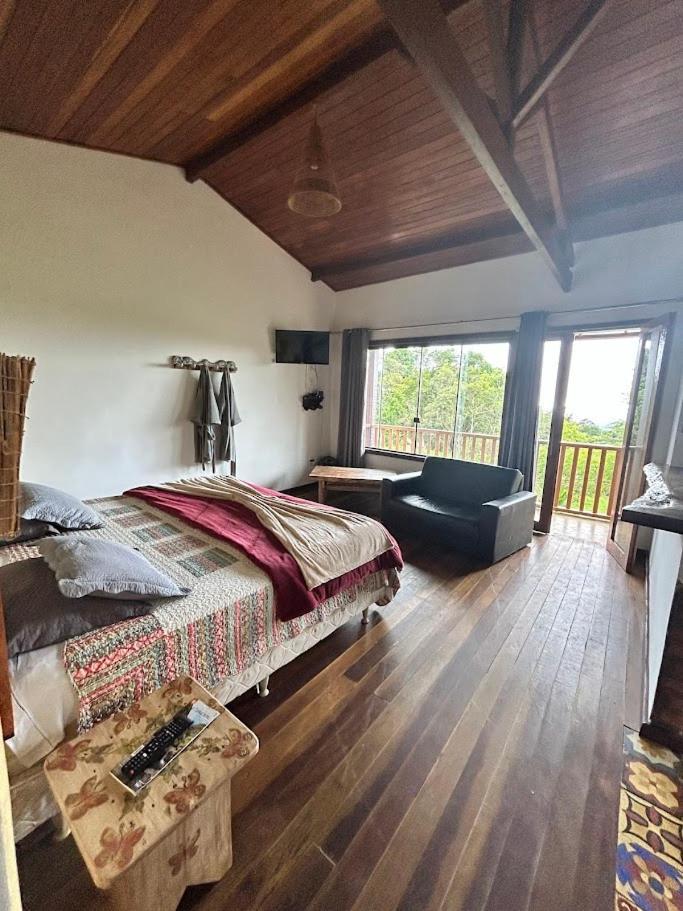 Lavras De Minas - Canada Chalet